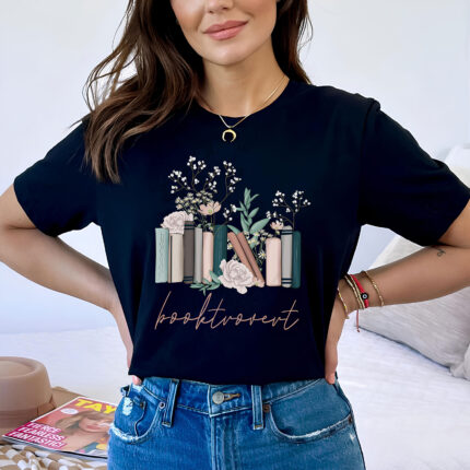 1226 Дамска тениска Booktrovert