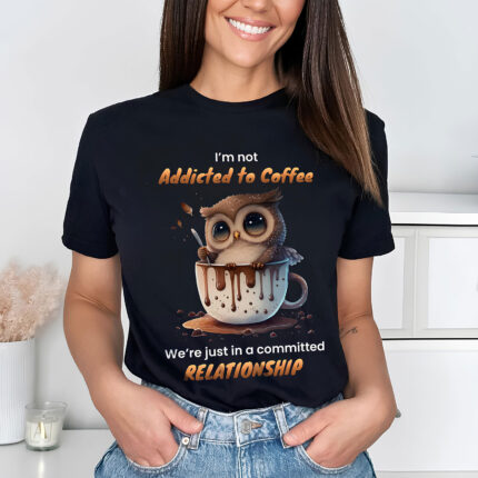 1323 Дамска тениска Addicted To Coffee