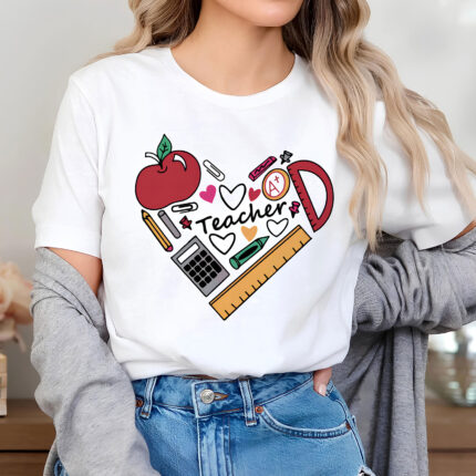 1334 Дамска тениска Teacher Heart