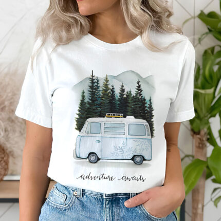 1384 Дамска тениска Adventure Awaits
