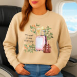 1383b Дамска ватирана блуза Travel Is My Therapy
